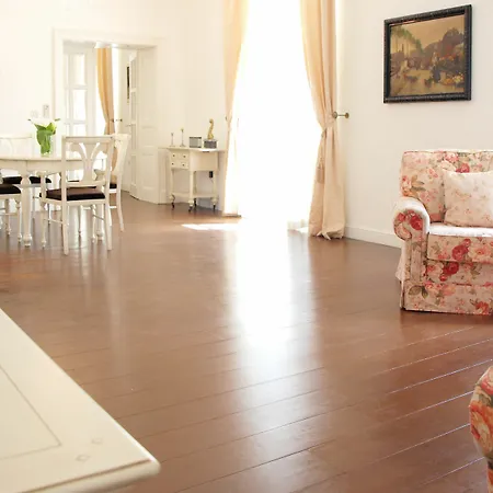 The Secret Apartman